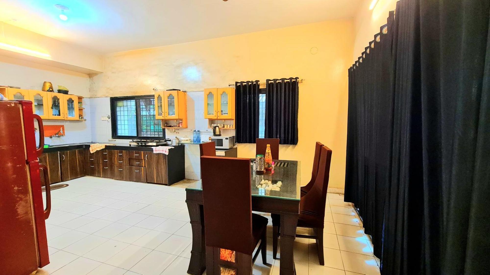 Rostel Backpackers Hostel 浦那 外观 照片